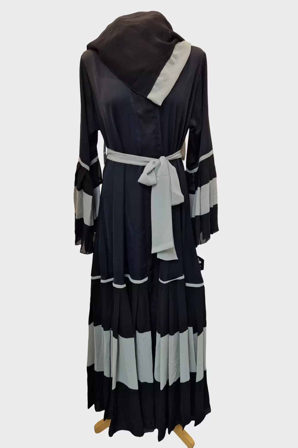 Pleated Abaya in Black with Charcoal Grey